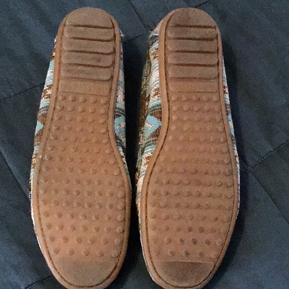 Moccasins- Almost New - Picture 3 of 5